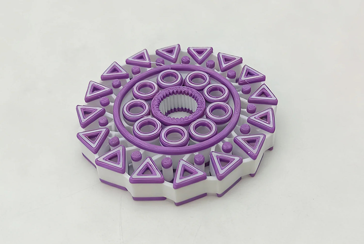 "Sharp Teeth" Stress Relief Spinning Top